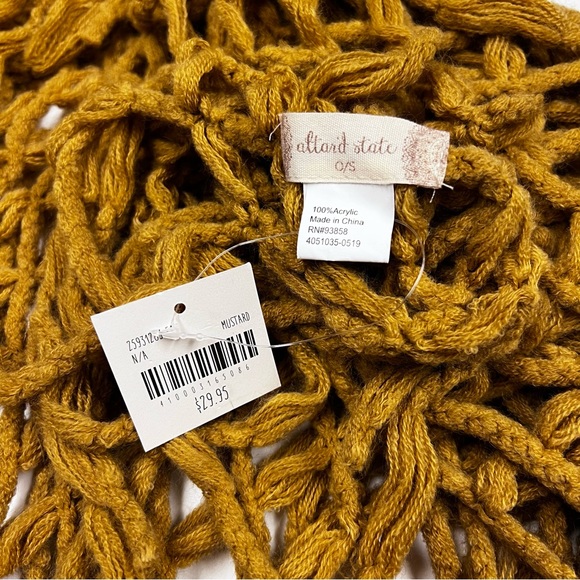 Scarf - Picture 2 of 3